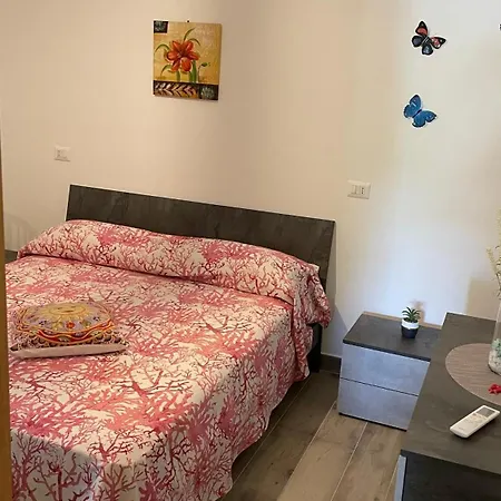 Alojamento de Acomodação e Pequeno-almoço Dimora Tra Gli Ulivi Del Cilento 3*